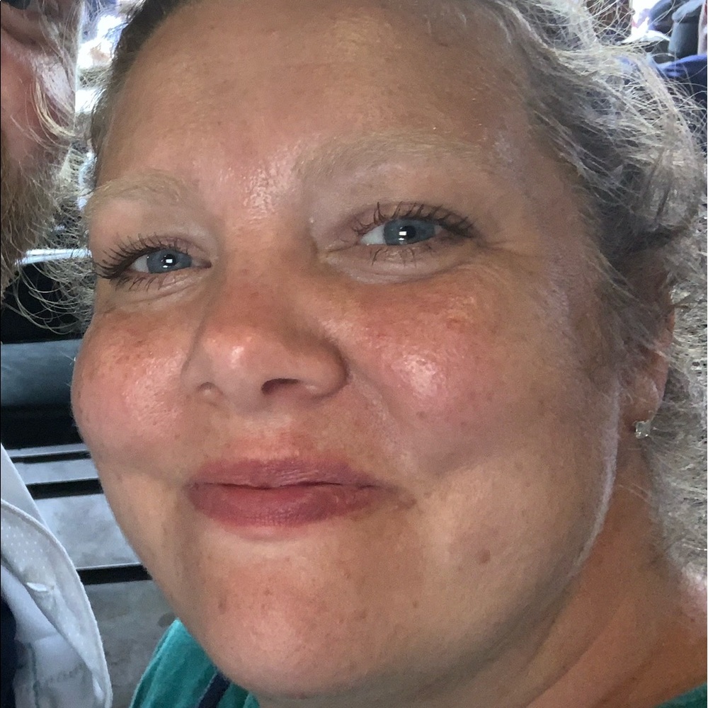 Meet your Posher, Alison